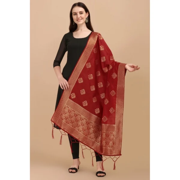 Women's Silk Pure Zari weaving Duppatta (Maroon, Length: 2-2.3 Mtrs) - Image 3