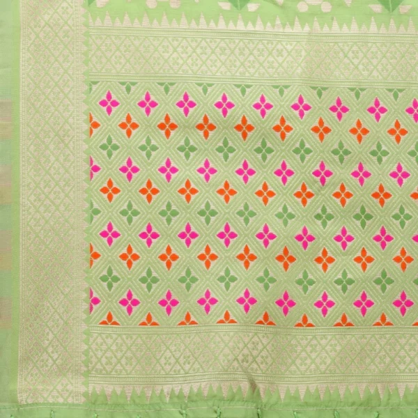 Generic Women's Silk Pure Zari weaving Duppatta (Light Green, Length: 2-2.3 Mtrs) - Image 2