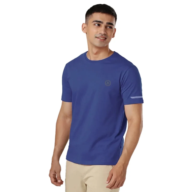 Men's?Casual Half sleeve Solid?Polyester Crew Neck T-shirt (Blue)