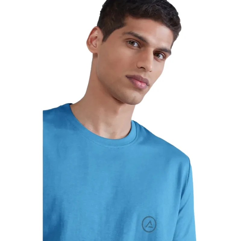 Men's?Casual Half sleeve Solid?Polyester Crew Neck T-shirt (Light Blue)