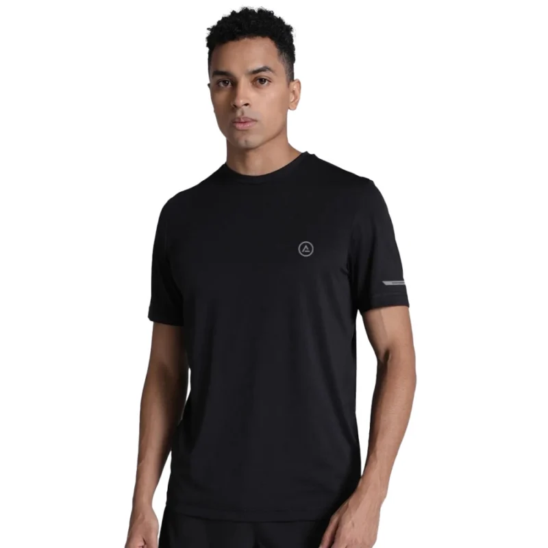 Men's?Casual Half sleeve Solid?Polyester Crew Neck T-shirt (Black)