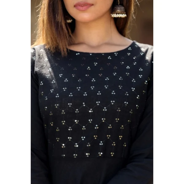 Women's Cotton Solid 3/4 Sleeve Round Neck Kurti (Black) - Image 3