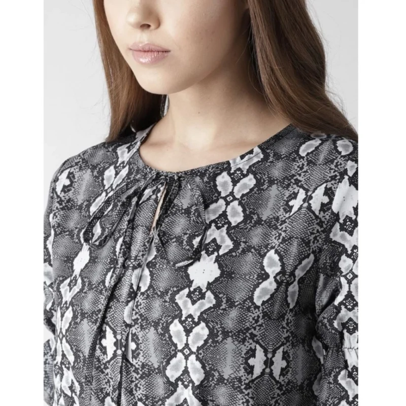 Alternative view of Women's Polyester Animal Print Short Sleeve Knee-Length Dress (Black - White)