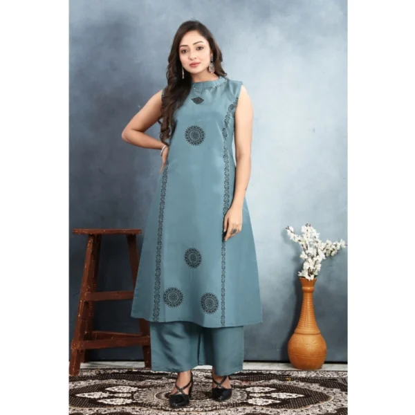 Women's Silk Printed Round Neck Kurti with Pant Set (Grey) - Image 4
