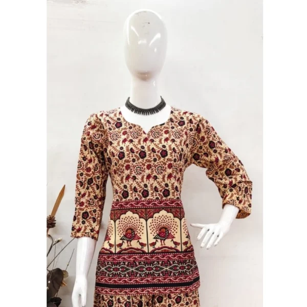 Women's Cotton Jaipuri Printed 3-4th Sleeve Co ord Set (Multicolor) - Image 3