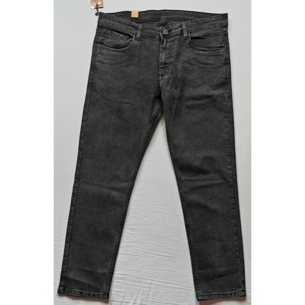 Generic Men's Cotton Blended Solid Tapered Jeans (Grey)