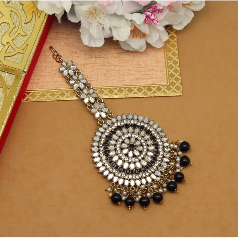Women's Black Color Mirror Work Maang Tikka