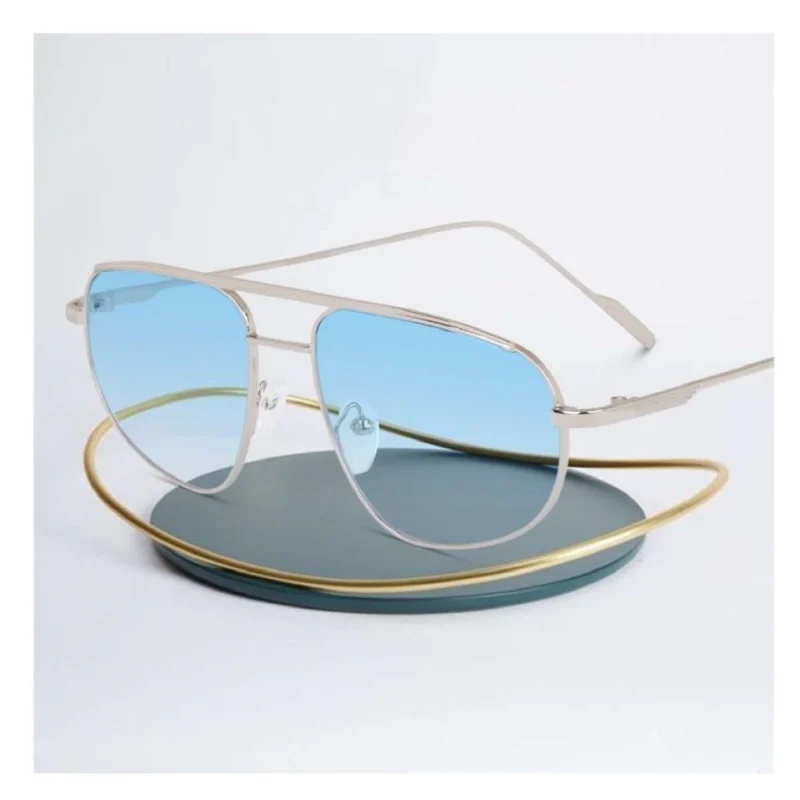 Alternative view of Classic Unisex UV400 Protection Sunglasses (MultiColor)