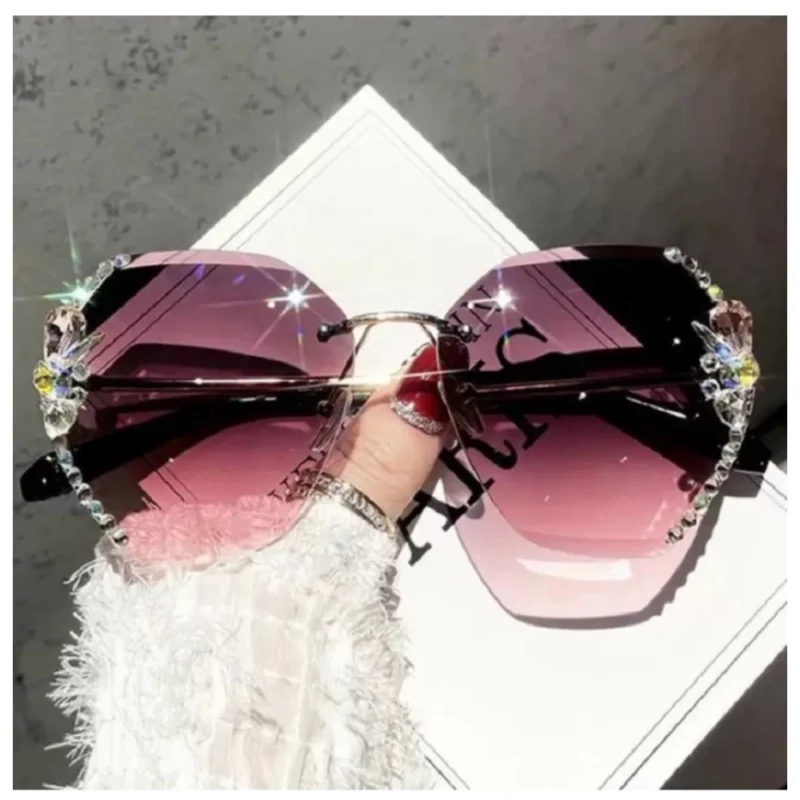 Alternative view of Classic Unisex UV400 Protection Sunglasses (MultiColor)