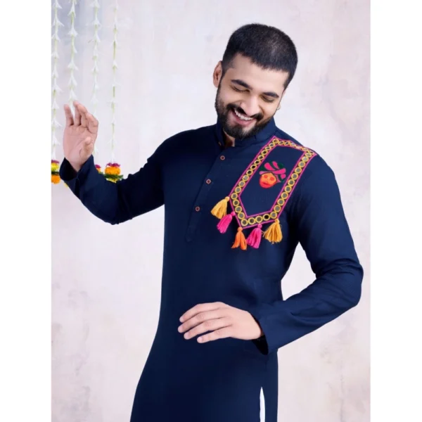 Men's Rayon Mirror Embroidery Mandarin Collar Kurta (Nevy Blue) - Image 4