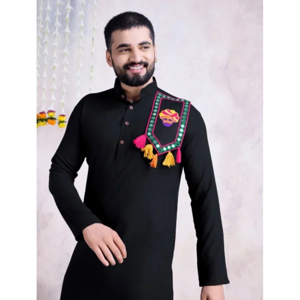 Men's Rayon Mirror Embroidery Mandarin Collar Kurta (Black) - Image 4