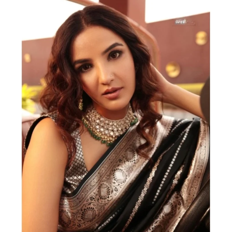 Alternative view of Women's Silk Printed Saree With Unstitched Blouse 5.5Mtr (Black)