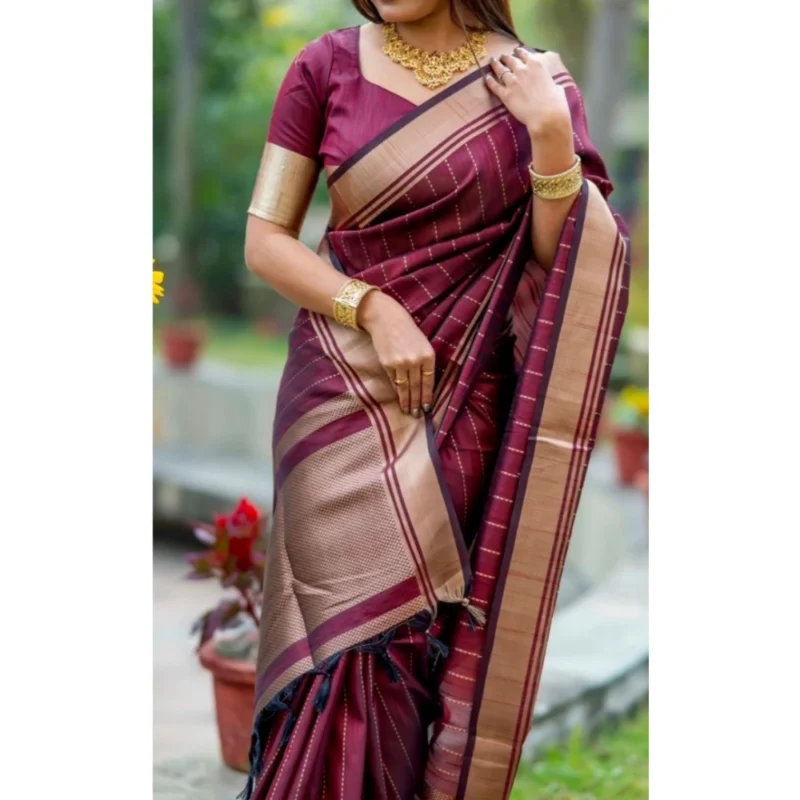Alternative view of Women's Silk Printed Saree With Unstitched Blouse 5.5Mtr (Maroon)