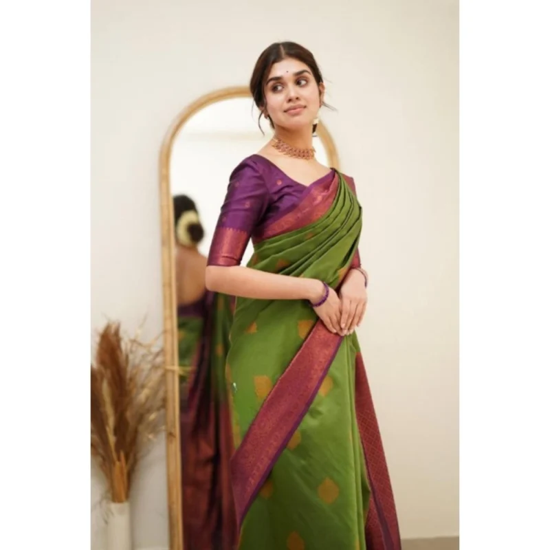 Alternative view of Women's Silk Printed Saree With Unstitched Blouse 5.5Mtr (Green)