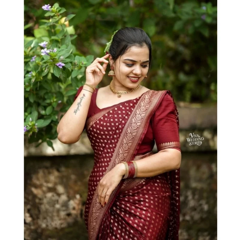 Alternative view of Women's Silk Printed Saree With Unstitched Blouse 5.5Mtr (Maroon)