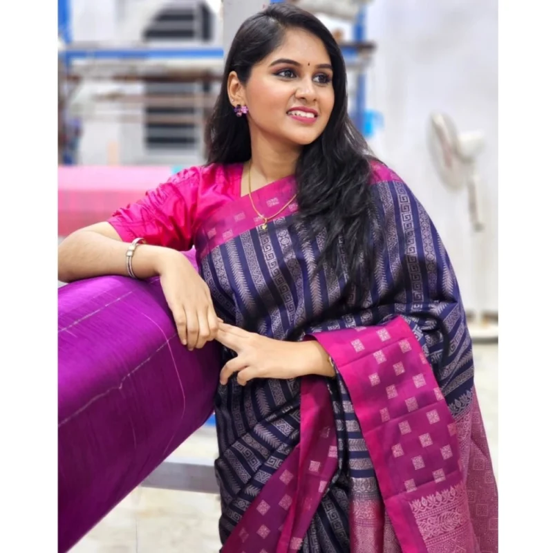 Alternative view of Women's Silk Printed Saree With Unstitched Blouse 5.5Mtr (Navy Blue)