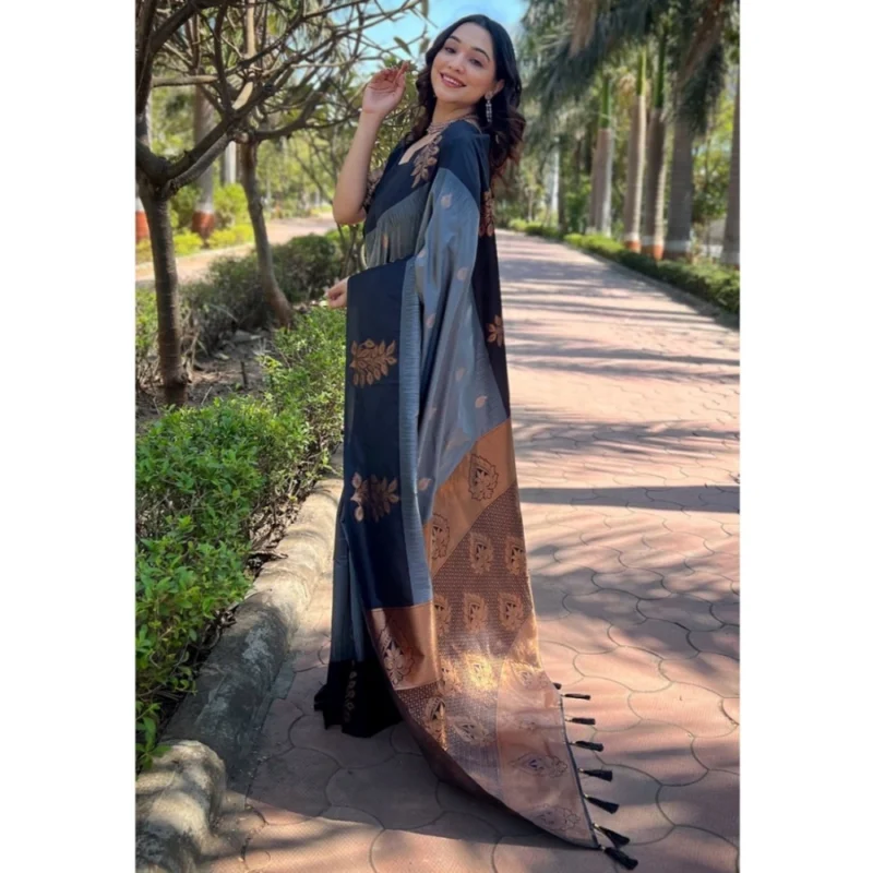 Alternative view of Women's Silk Printed Saree With Unstitched Blouse 5.5Mtr (Grey)