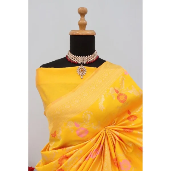 Women's Banarasi Printed Saree With Unstitched Blouse 5.5Mtr (Yellow) - Image 2