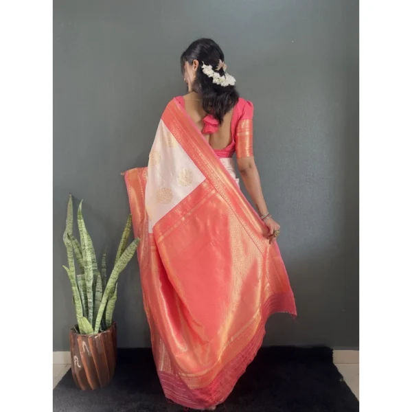 Women's Silk Blend Woven Kanjivaram Saree With Unstitched Blouse (5.5Mtr, Peach) - Image 3