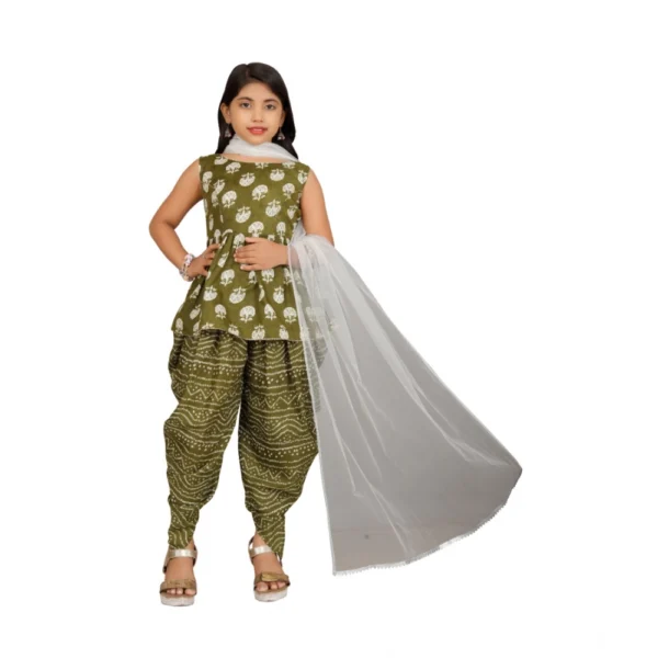 Girl's Cotton?Rayon Printed Top And Dhoti With Dupatta Set (Green) - Image 3