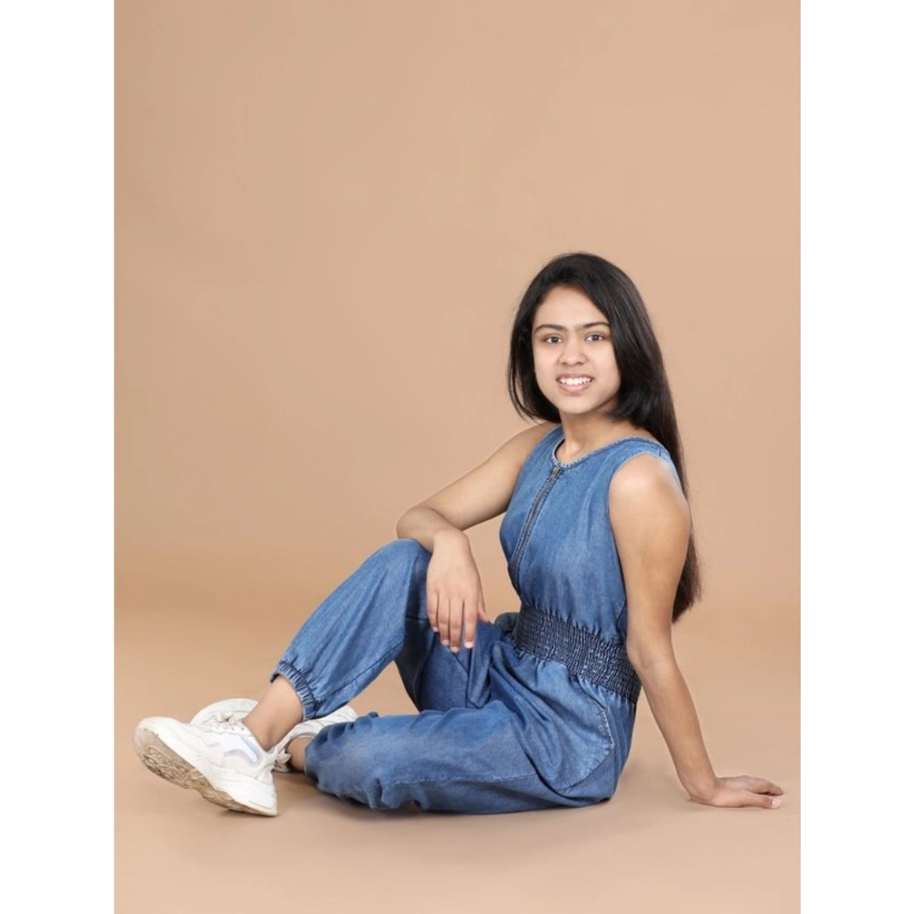 Girl's Denim Solid Shoulder Straps V-Neck Dress (Blue) - Image 4