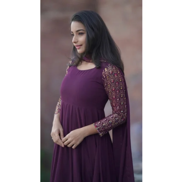 Women's Georgette Embroidery 3-4th Sleeve Round Neck Kurti with Dupatta Set (Wine) - Image 3