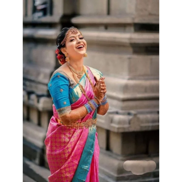 Women's Litchi silk Printed Saree With Unstitched Blouse (Pink) - Image 2