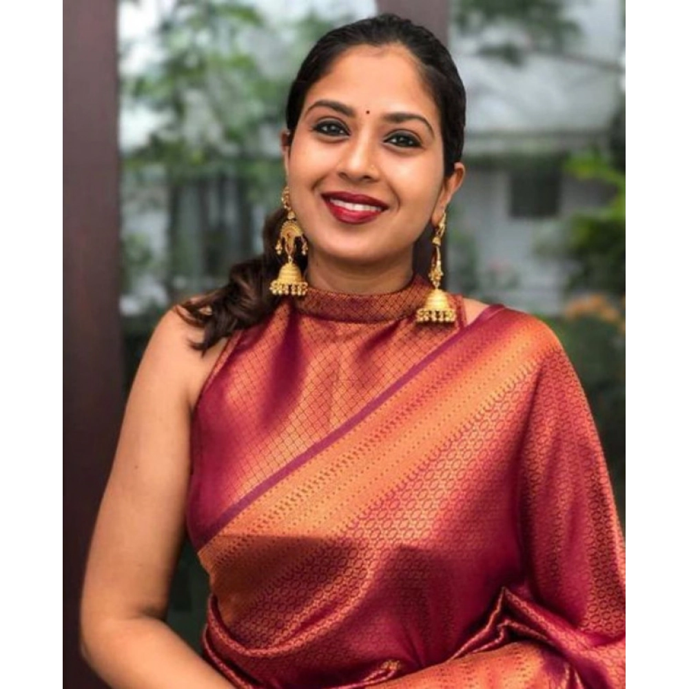 Women's Litchi silk Printed Saree With Unstitched Blouse (Red) - Image 2