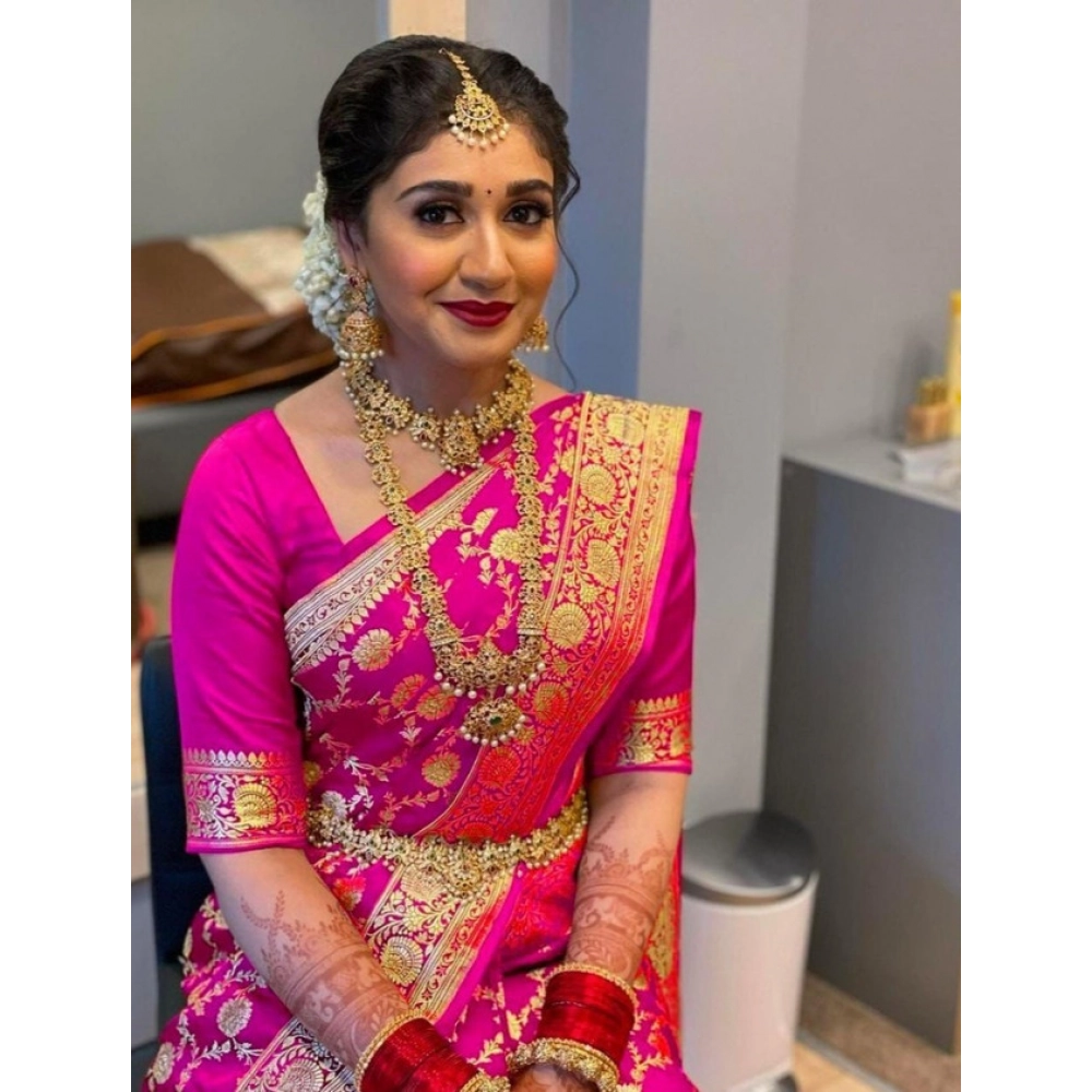 Women's Litchi silk Printed Saree With Unstitched Blouse (Pink)