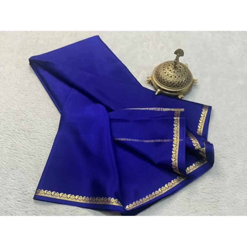 Alternative view of Women's Crepe Chit Pallu Solid Saree With Unstitched Blouse 5.5Mtr (Navy Blue)