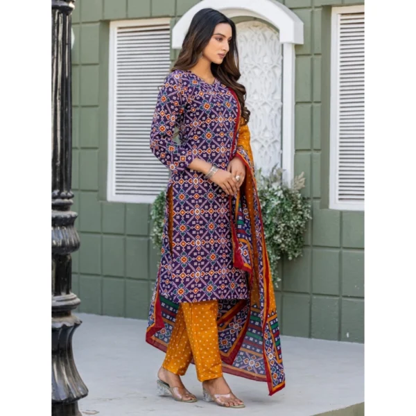 Women's Cotton Blend Printed Kurti With Pant Dupatta Set (Navy Blue) - Image 4