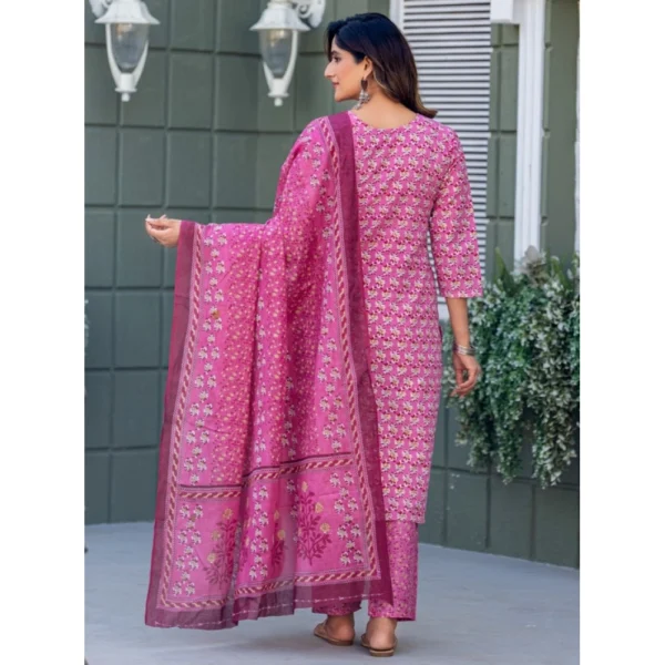 Women's Cotton Blend Printed Kurti With Pant Dupatta Set (Pink) - Image 5
