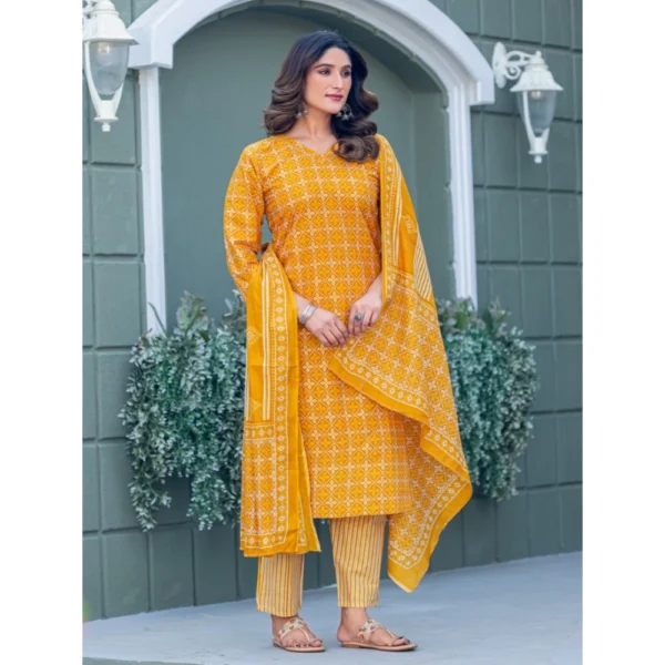 Women's Cotton Blend Printed Kurti With Pant Dupatta Set (Yellow) - Image 4