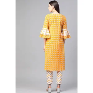Alternative view of Women's Casual 3/4 th Sleeve Floral Printed Cotton Kurti Set (Mustard)