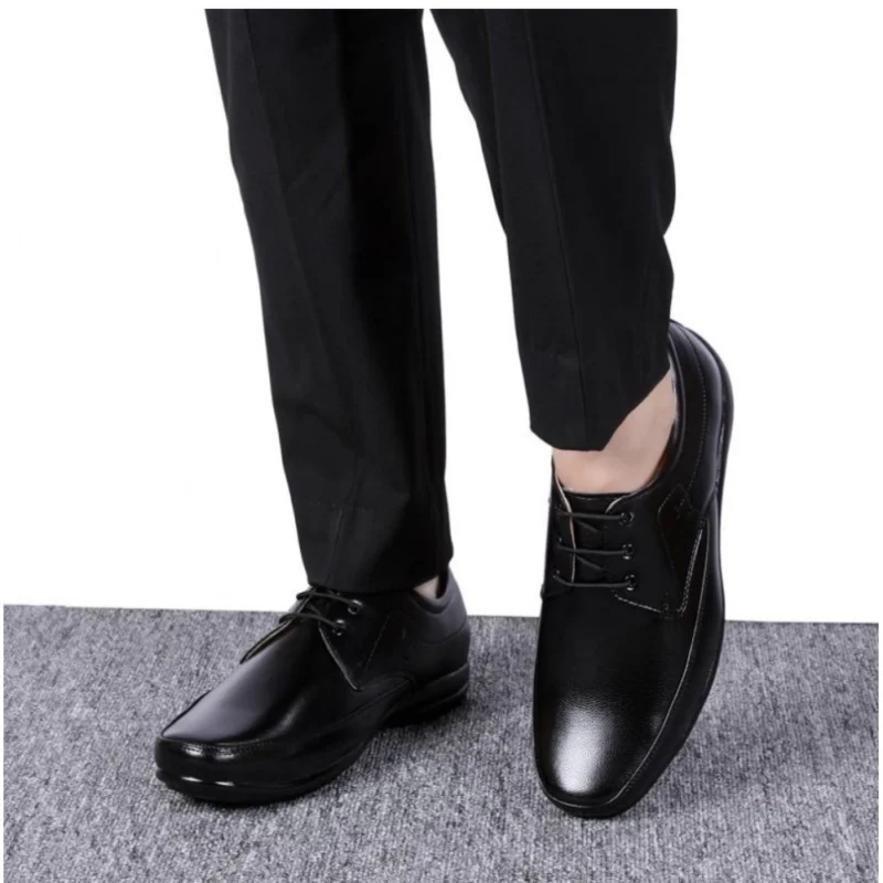 Alternative view of Men's Solid Synthetic Leather Formal Shoes (Black)