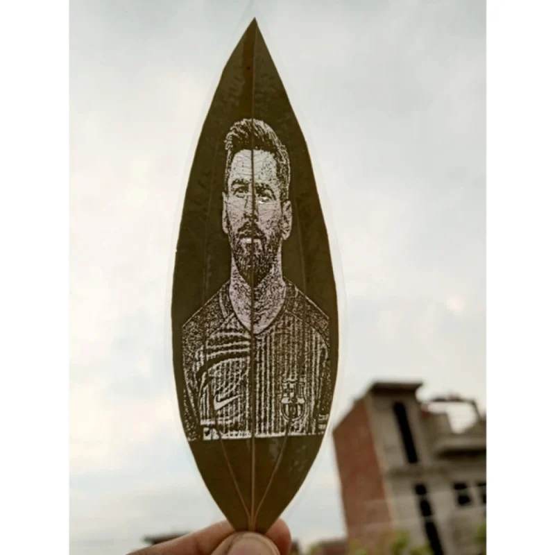 Custom Engraved Leaf Art 鈥�Football Player Portrait on Natural Leaf