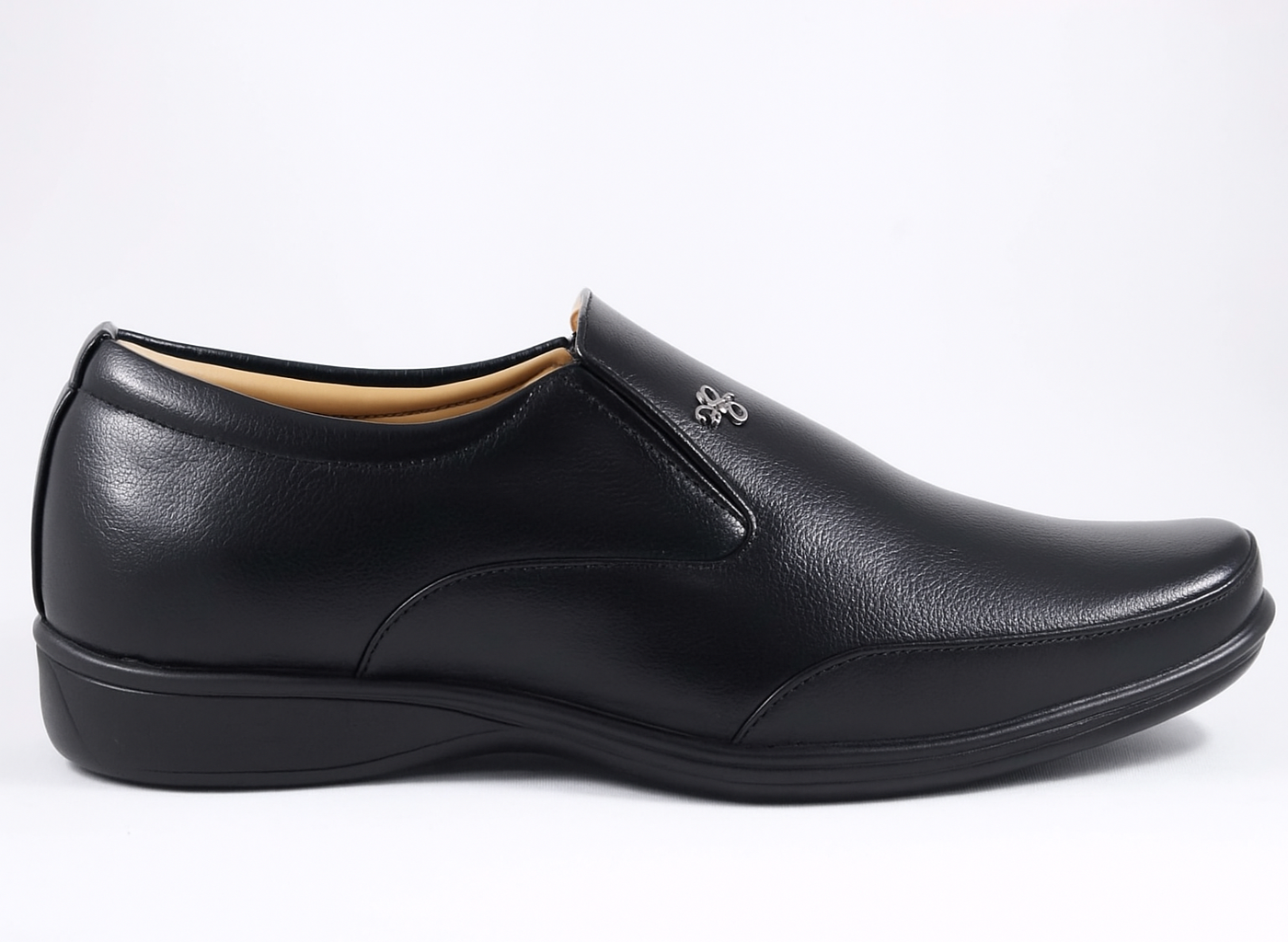 WUGO::Latest Stylish Men Formal Shoes|Office Shoes|Outdoor Shoes|Business Shoes For Men's & Boys - Image 3