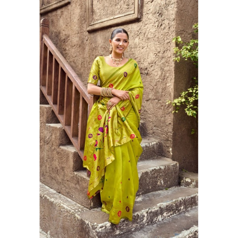 Women's Silk Blend Woven Saree With Unstitched Blouse 5.5 Mtr (Lime) - Image 2