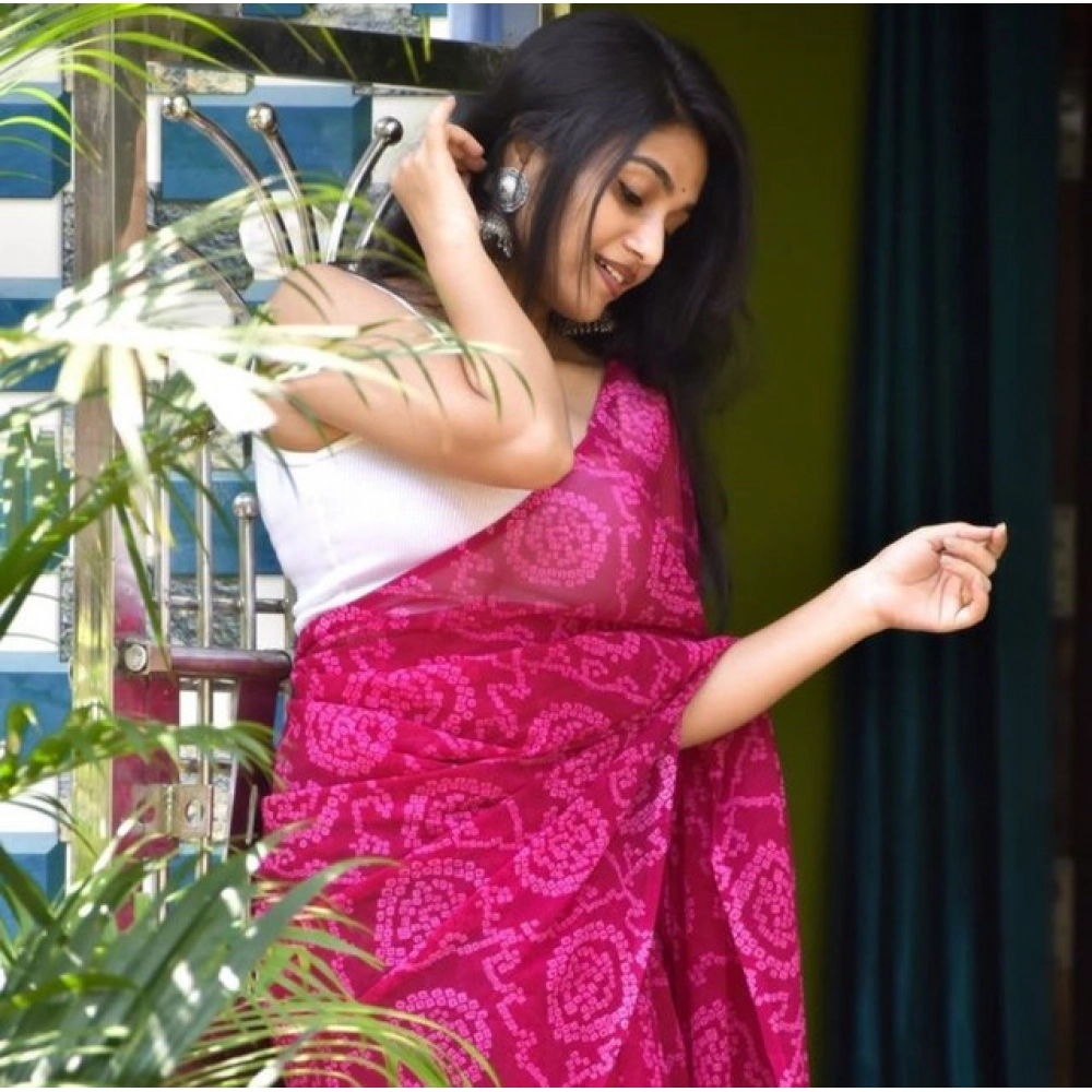 Women's Georgette Printed Saree With Unstitched Blouse 5.5Mtr (Pink) - Image 4