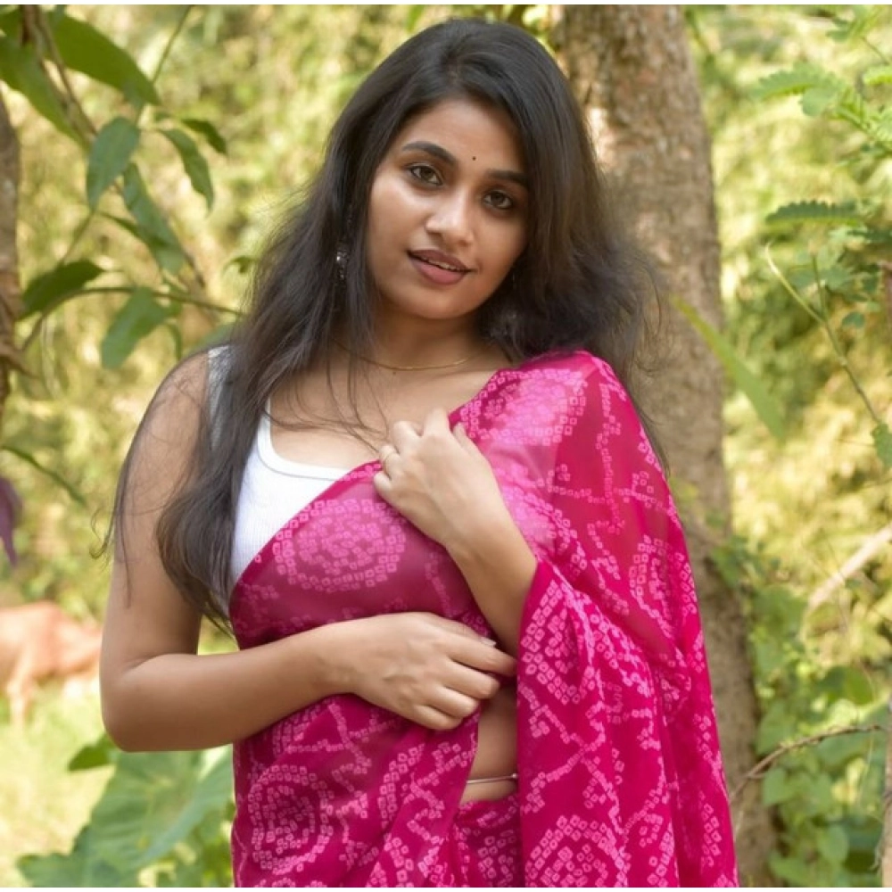 Women's Georgette Printed Saree With Unstitched Blouse 5.5Mtr (Pink) - Image 2