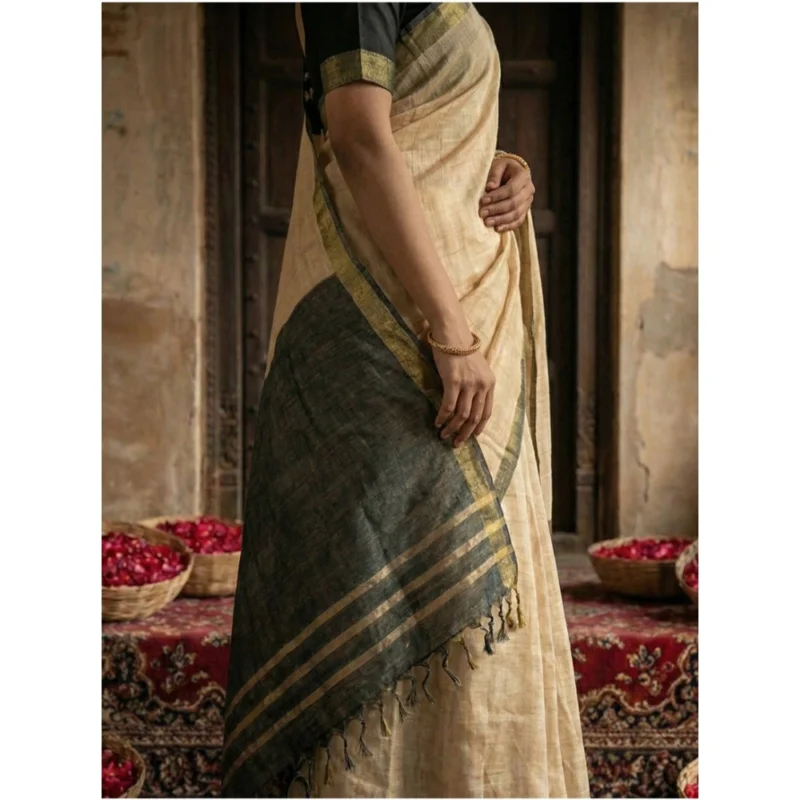 Alternative view of Women's Cotton Printed Saree With Unstitched Blouse 5.5Mtr (Beige)