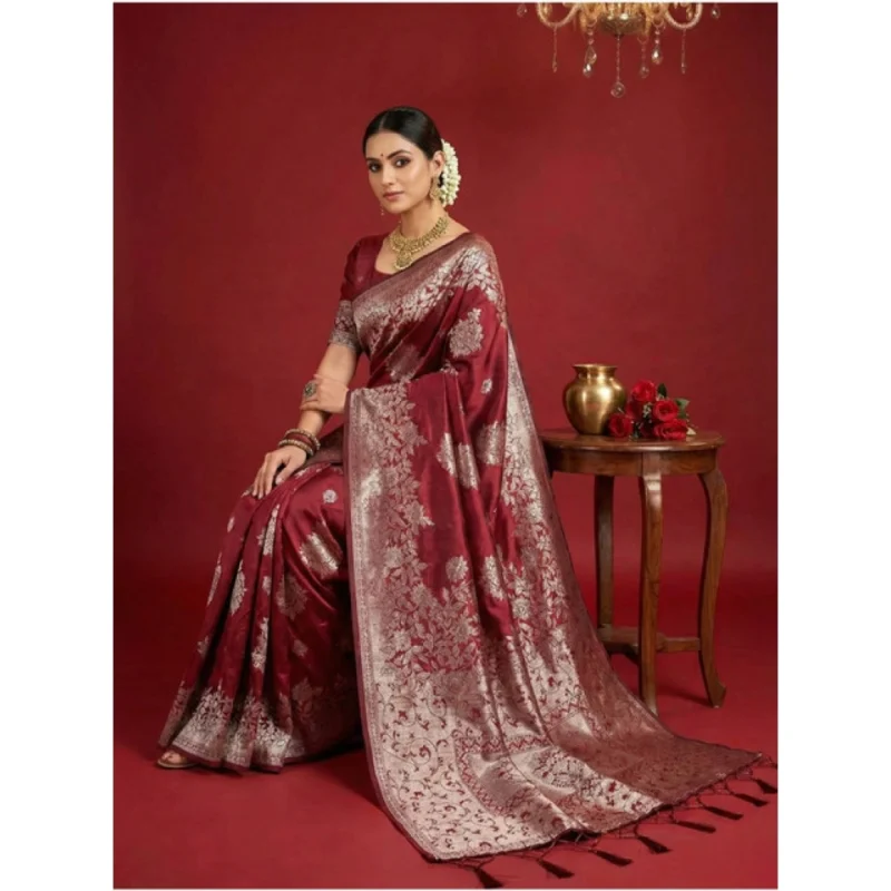 Alternative view of Women's Silk Blend Printed Saree With Unstitched Blouse 5.5Mtr (Maroon)