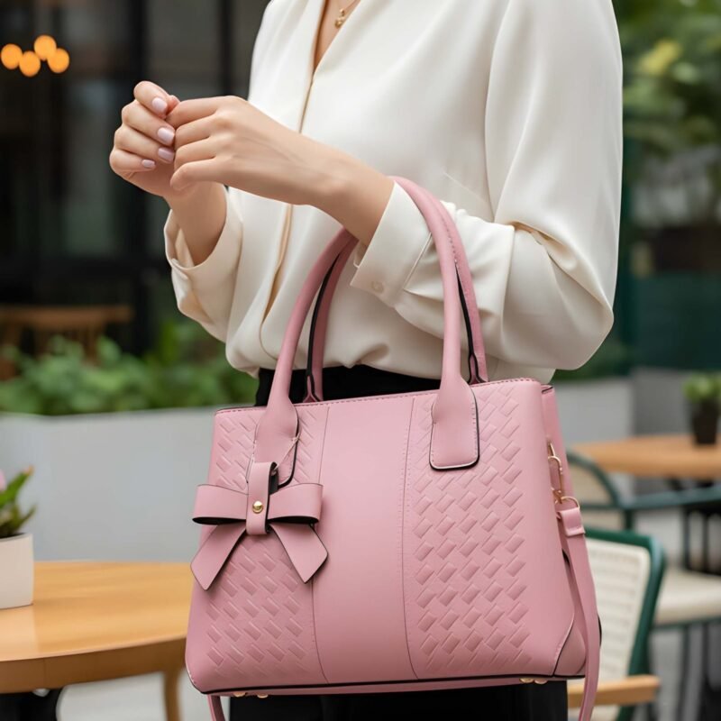 Premium Quality Womenís Stylish Handbag