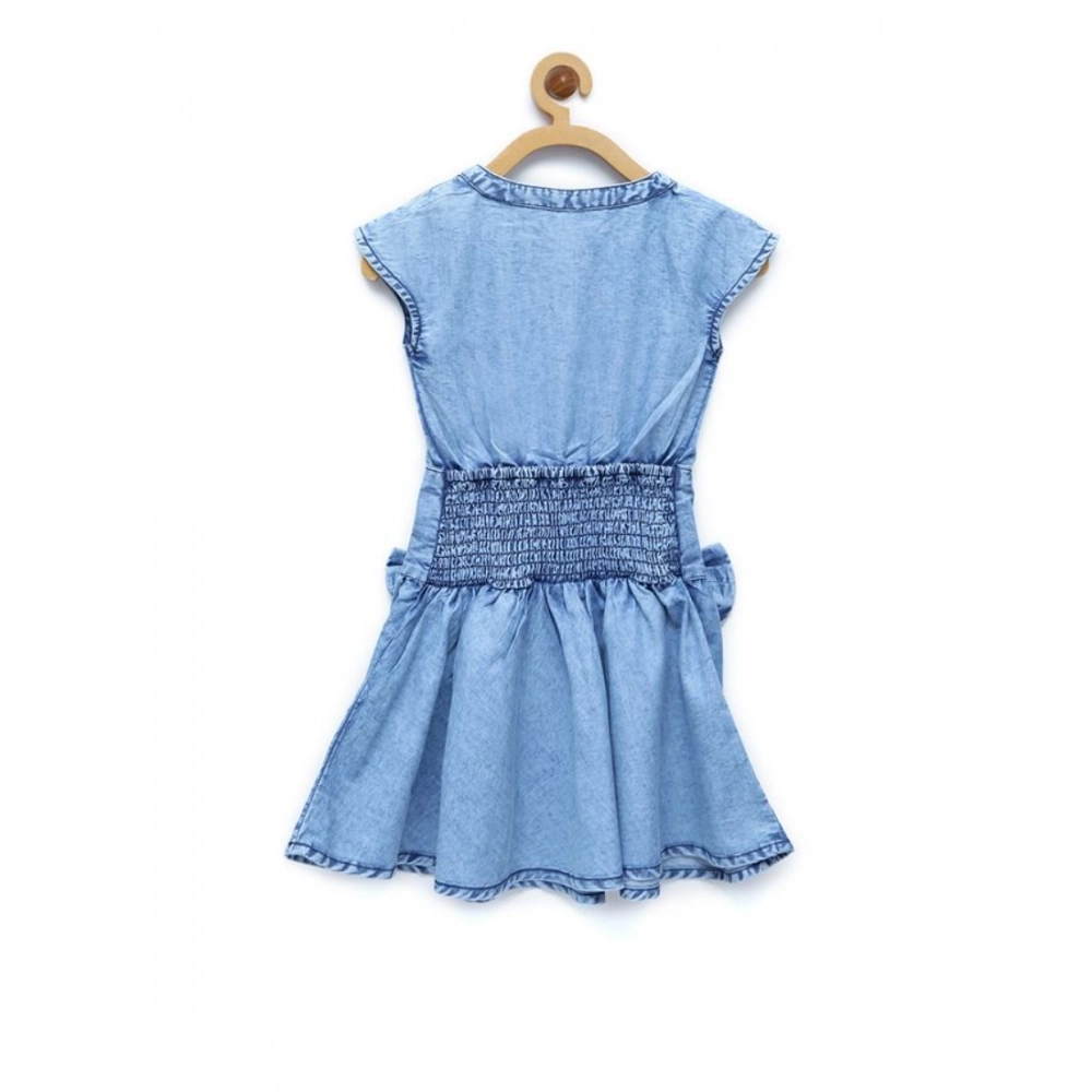 Girl's Denim Embellished Cap Sleeve bow Dress (Light Blue) - Image 4