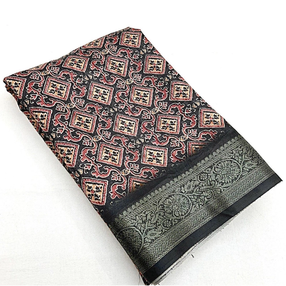 Women's Cotton Blend Printed Saree With Unstitched Blouse 5.5Mtr (Black) - Image 5