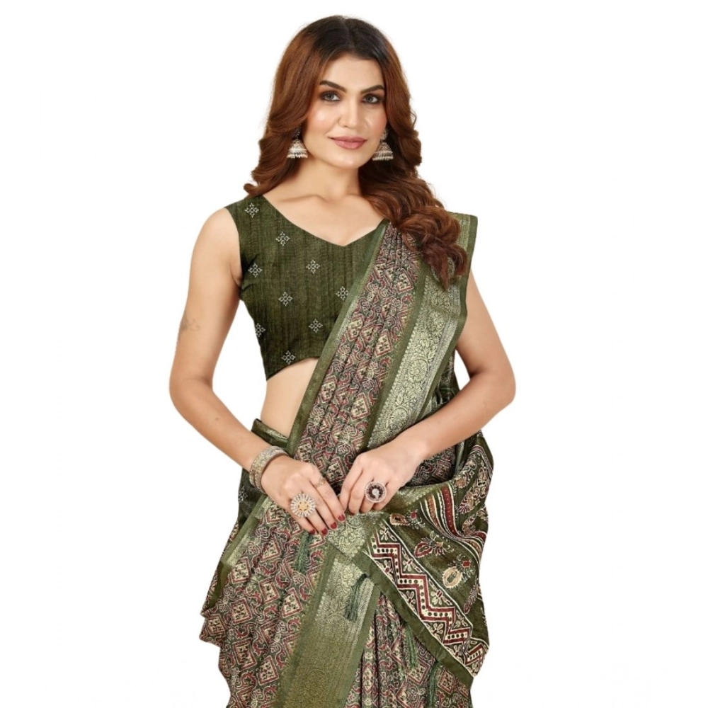 Women's Cotton Blend Printed Saree With Unstitched Blouse 5.5Mtr (Green) - Image 6