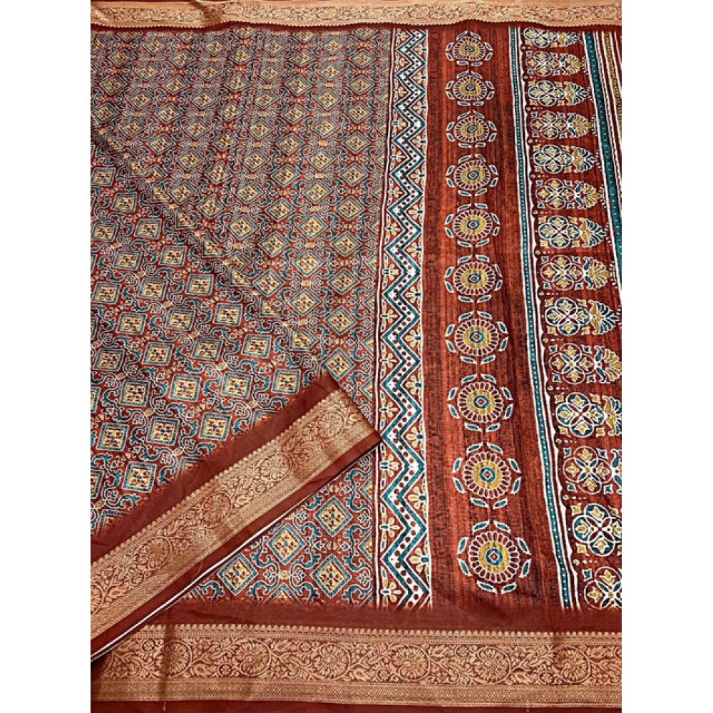 Women's Cotton Blend Printed Saree With Unstitched Blouse 5.5Mtr (Multicolor) - Image 4