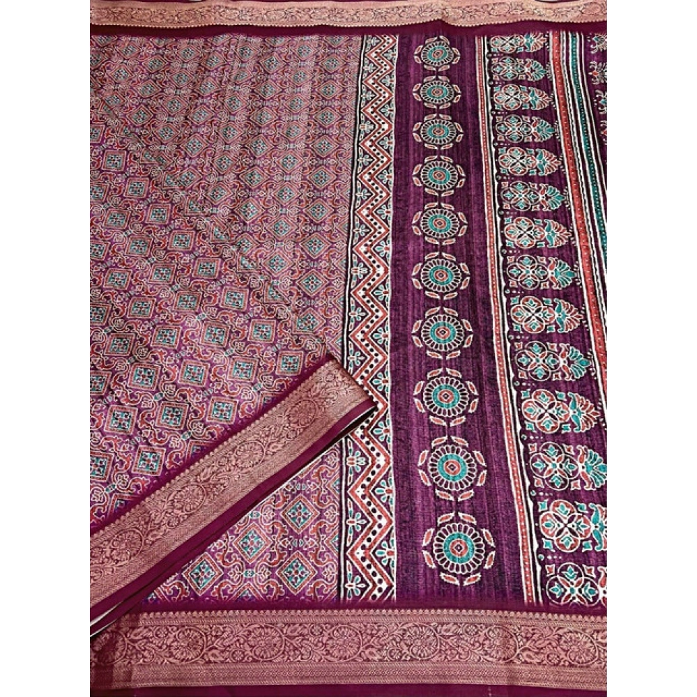 Women's Cotton Blend Printed Saree With Unstitched Blouse 5.5Mtr (Wine) - Image 4
