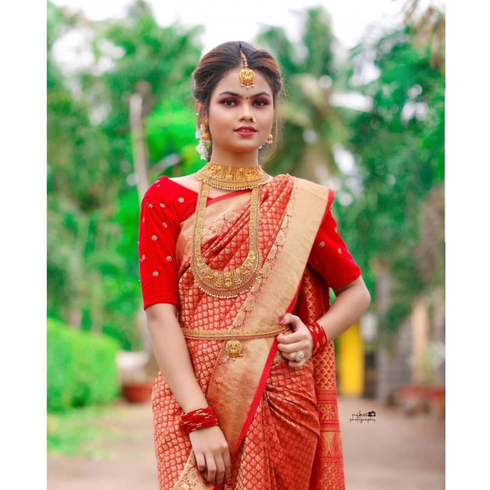 Women's Soft Lichi Silk Printed Saree With Unstitched Blouse 5.5Mtr (Red) - Image 2