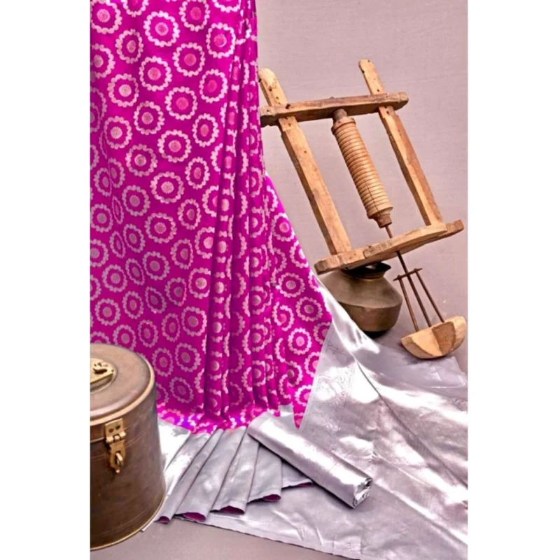 Women's Soft Lichi Silk Printed Saree With Unstitched Blouse 5.5Mtr (Pink) - Image 3